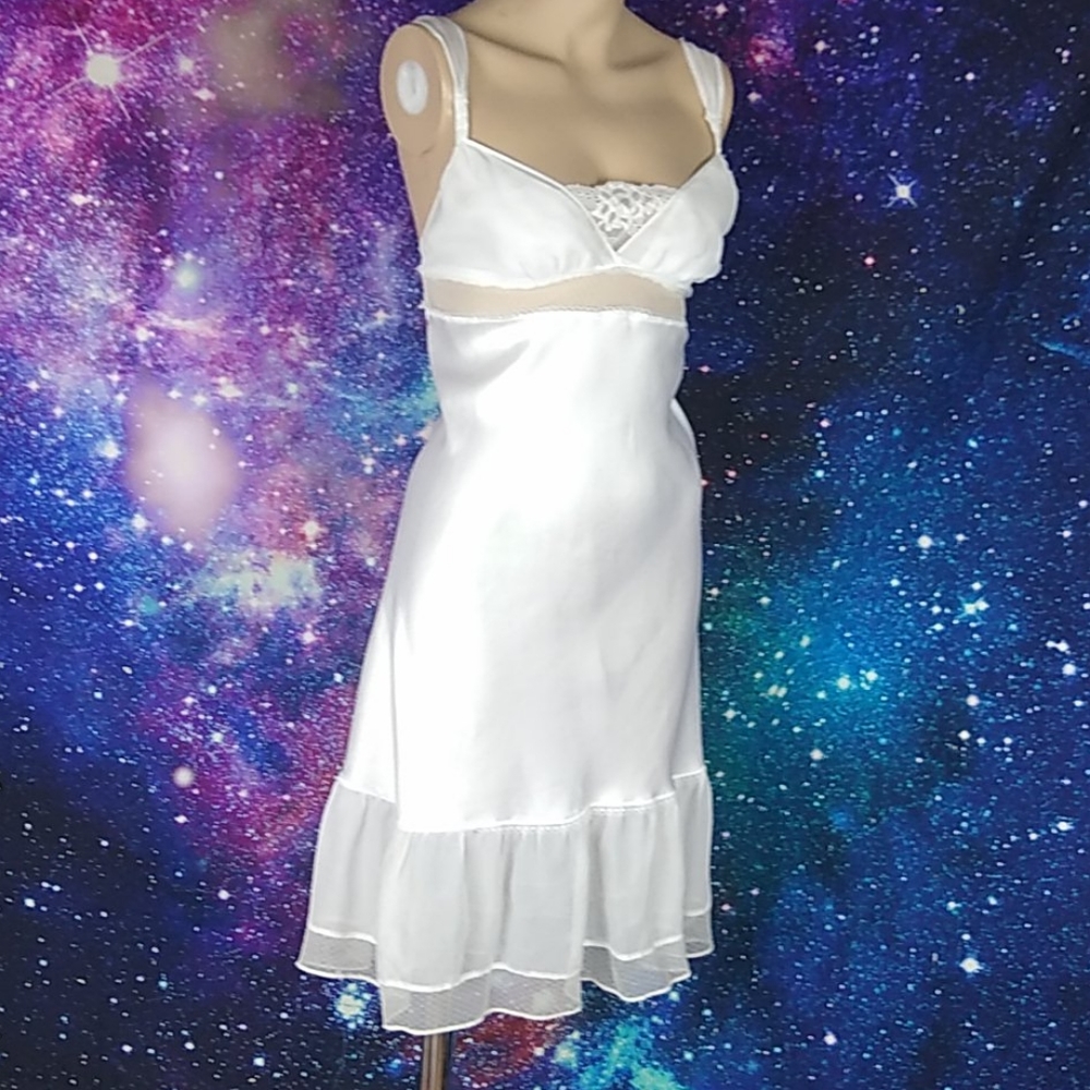 Vintage Victoria's Secret Bridal Negligee L